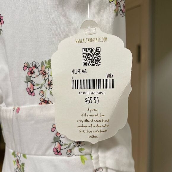 NWT Altar'd State Floral Ivory Alice Romper Size Small - Picture 3 of 6